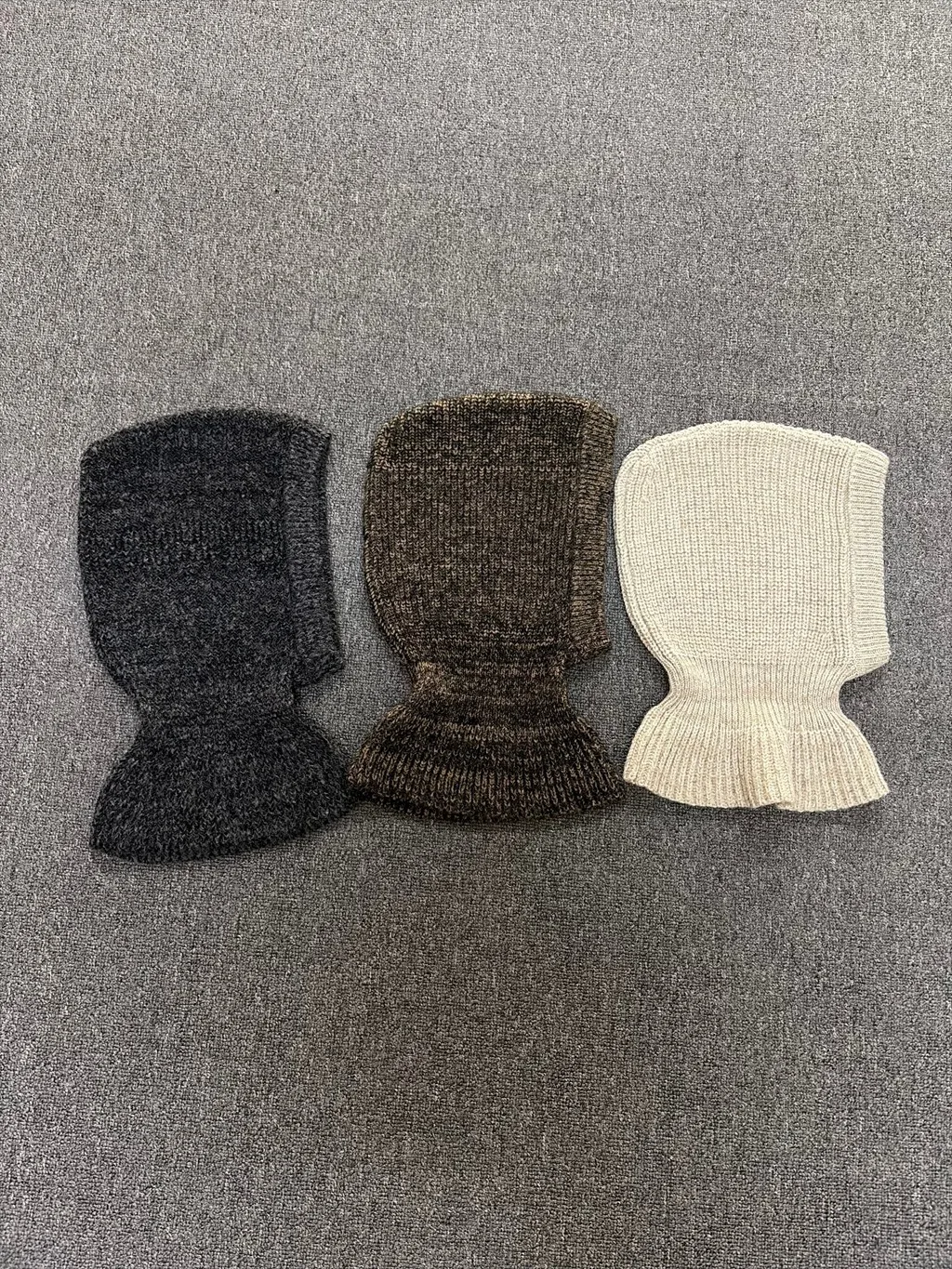 Women'S Thickened Warm Knitted Hat – New For Autumn/Winter 2026Material: Sheep's wool  Hat width: 23; Hat height: 38