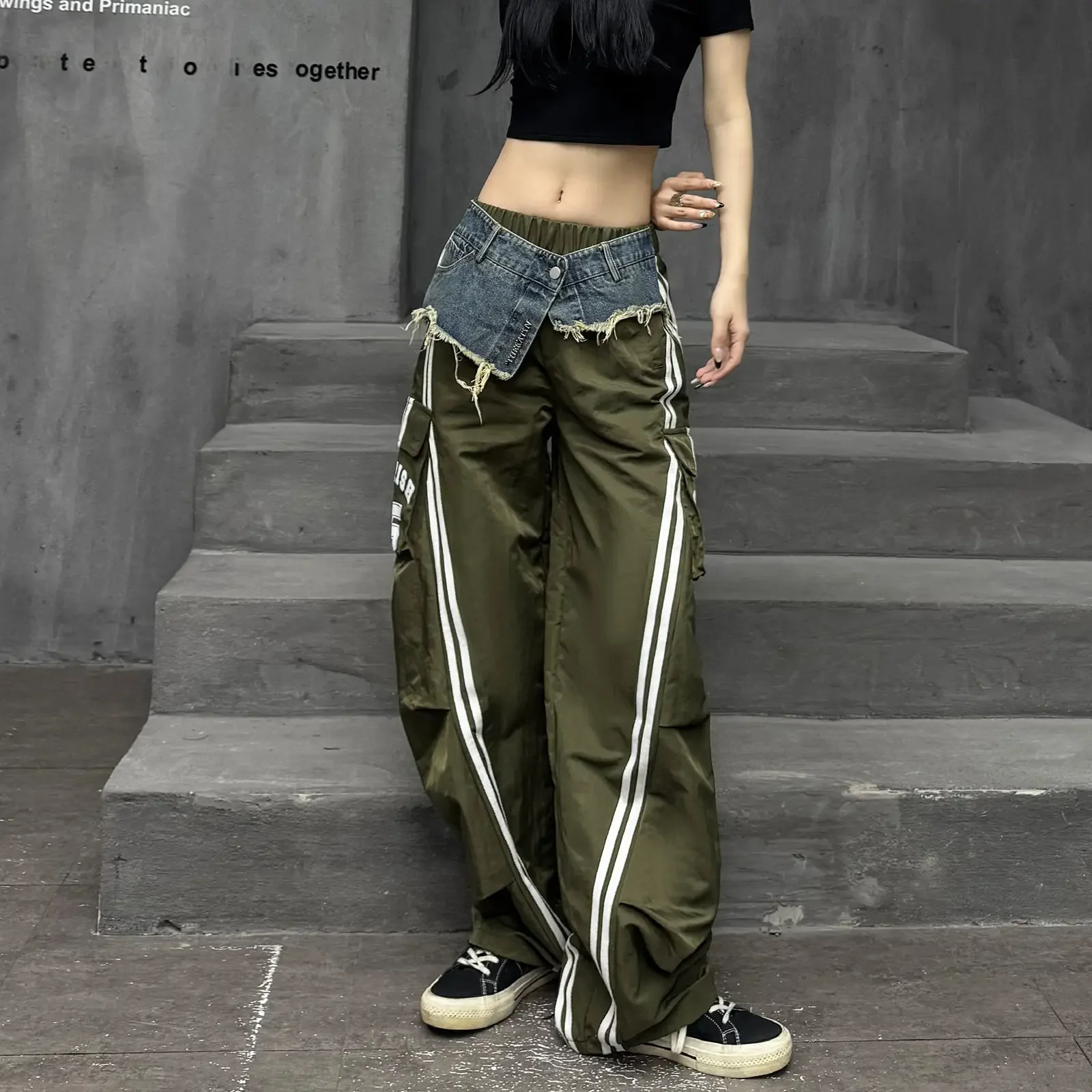 الهيب هوب الربط بنطال ذو قصة أرجل واسعة للنساء في ربيع 2025 جديد شارع العليا التخسيس فضفاض السراويل الكلمة غير رسمية الملابس النسائية