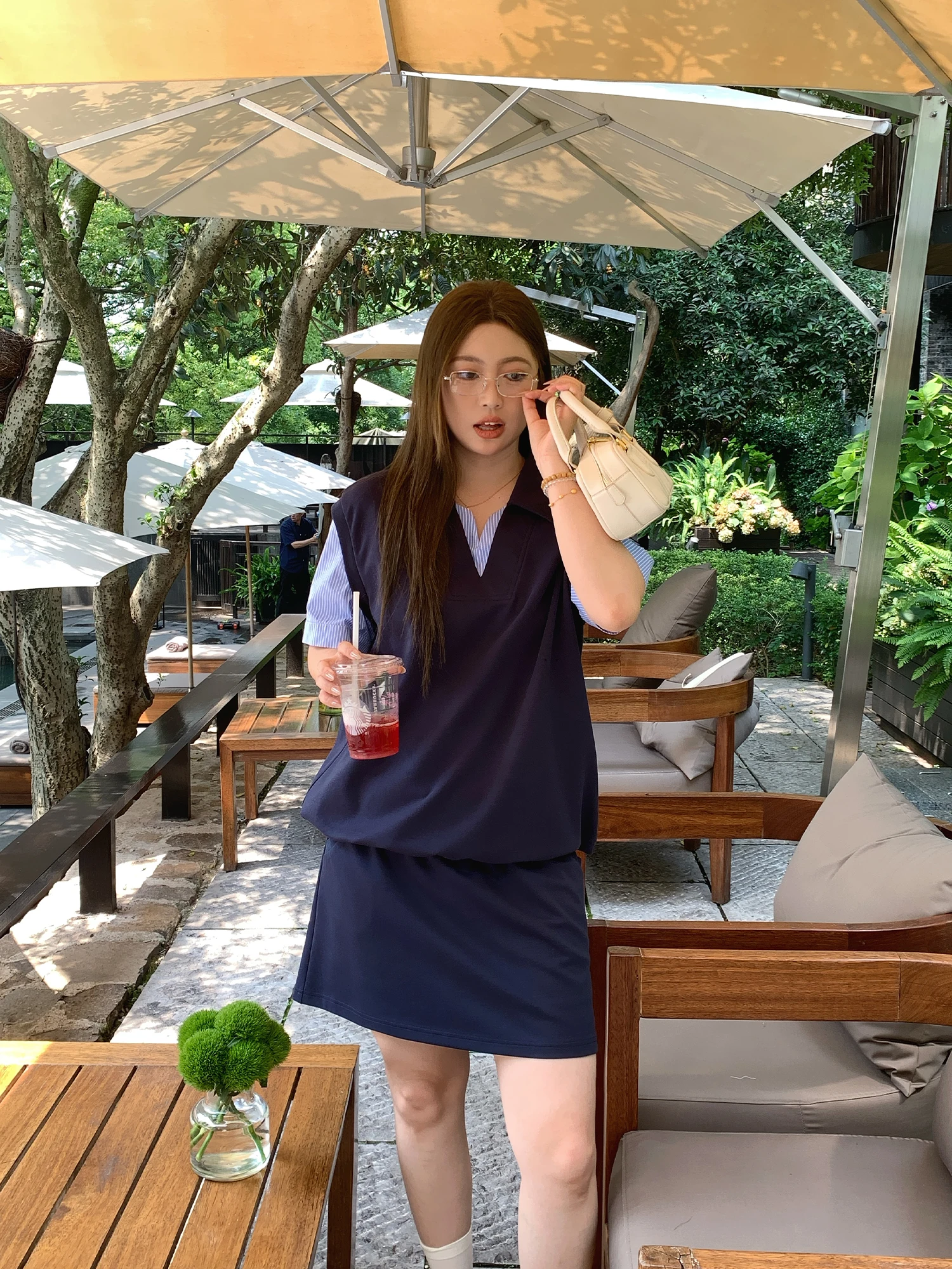 Letni zestaw NAZ w dużych rozmiarach, jedwabno-bawełniany, w paski, patchworkowy top i krótka spódnica z wysokim stanem, koreański styl, swobodny, wygodny.