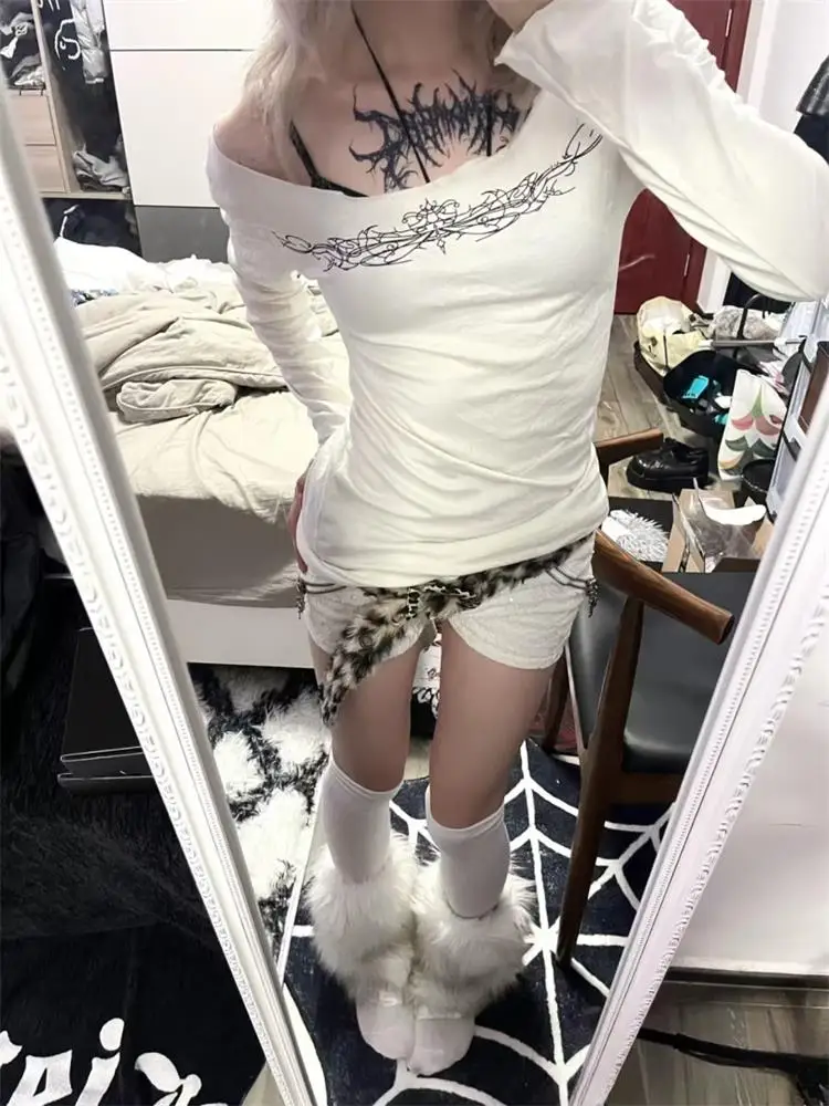 

Y2k Gothic Print T-shirt Trashy 2000s Style Long Sleeve Tops Vintage Harajuku Streetwear American Retro T-shirts