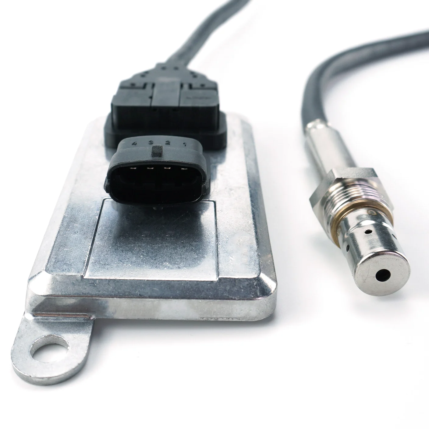 

5WK96626A 1793380 Датчик оксида азота 24 В для DAF грузовика NOX Датчик кислорода азота CF65 CF75 CF85 XF105 5WK9 6626A