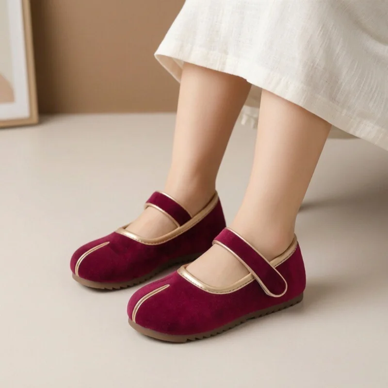 

Girls Velvet Princess Shoes Baby Shoes Soft Sole Fashion Split-Toe Shoes Wine Beige Color Flats Loafer Size 21-30