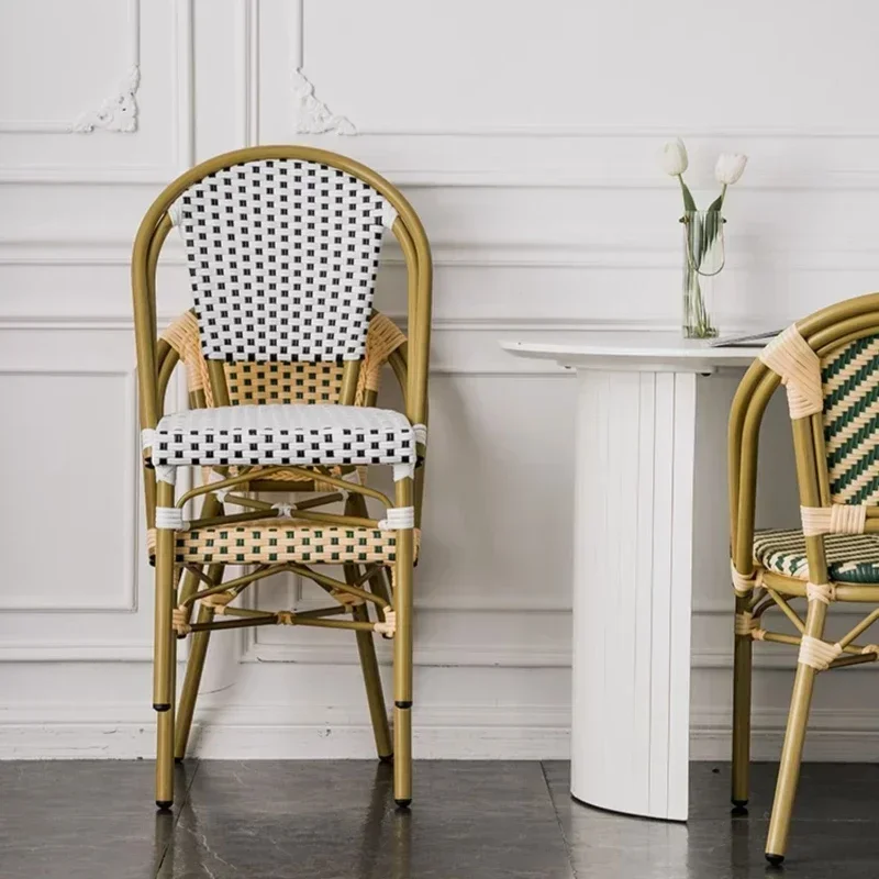 

Luxury Nordic Dining Chairs Kitchen Minimalist Designer Gaming Dining Chairs Computer Unique Nail Muebles Postmodern Furniture