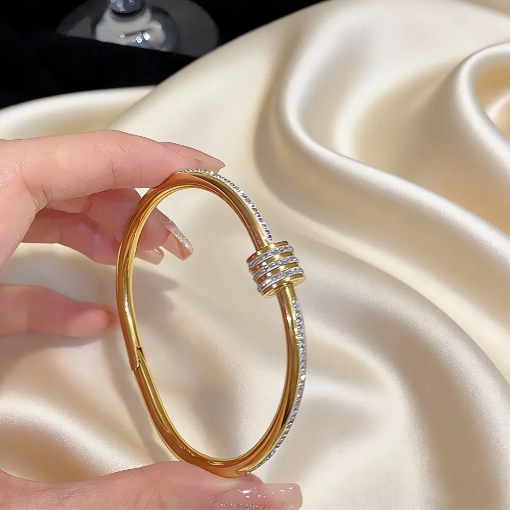 Luxe vergulde roestvrijstalen armband voor dames, modejuweel, Moederdag cadeau ﻿