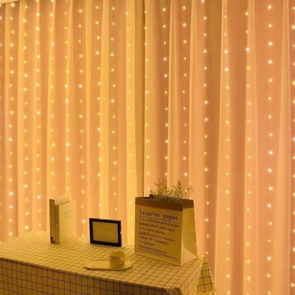 luzes-de-cortina-para-janela-a-prova-d'Agua-com-8-modos-de-iluminacao-luzes-led-multicoloridas-alimentadas-por-usb-300-leds-para-festas