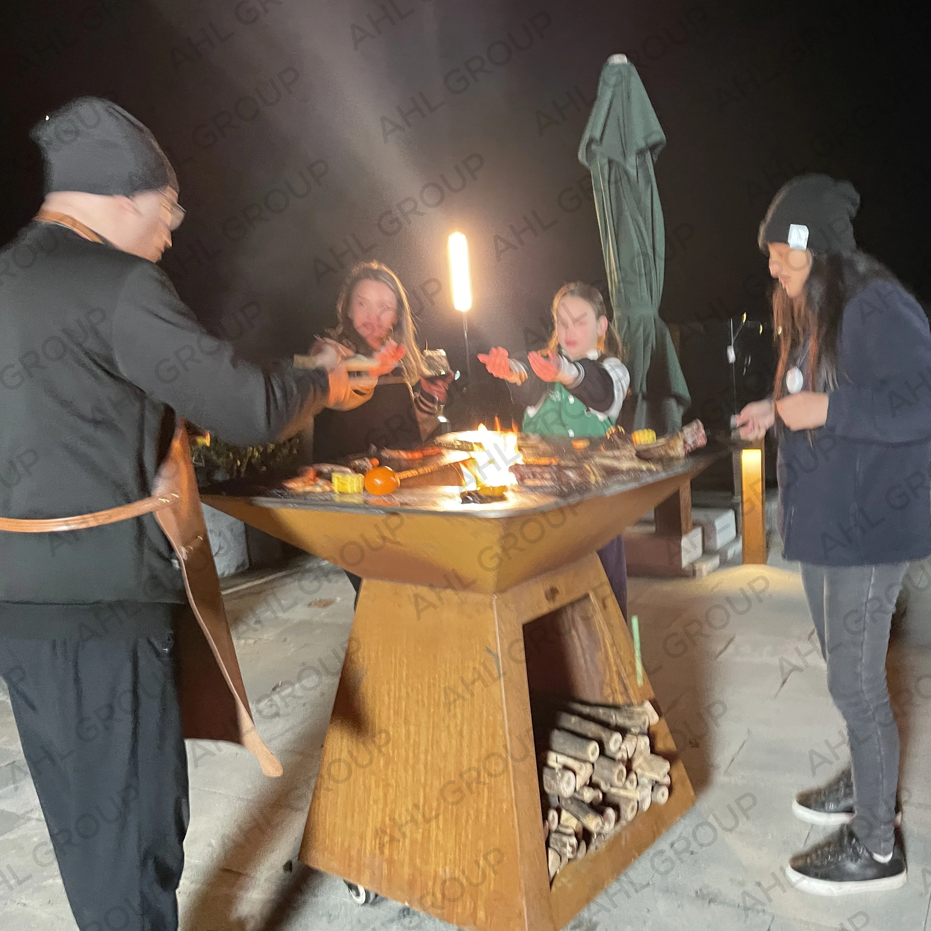 Custom  Outdoor Wood Burning Fire Pit Grill for Sale BBQ Grill Used Outdoor Cooking