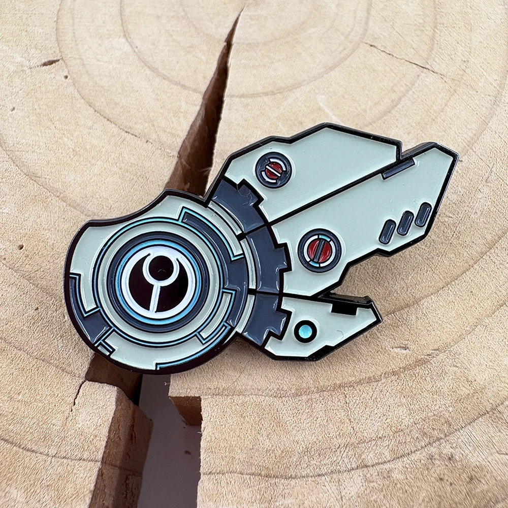 Warhaammer 40K تاو الإمبراطورية Riptide الطاقة درع المينا بروش الخيال العلمي لعبة التلبيب دبوس ألعاب المشجعين جمع الهدايا الطرفية تذكارية