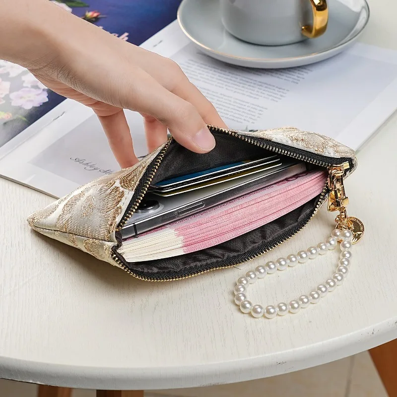 New Wind Embroidered Pearl Portable Zipper Card Bag Change Clip Mobile Phone Storage Bag
