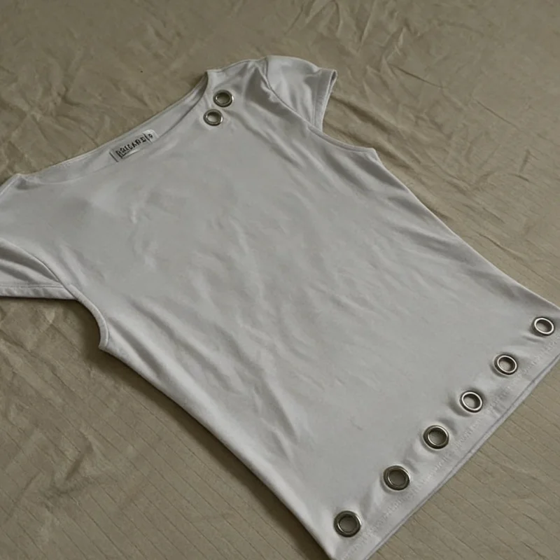 Retro Millennium Solid Color Women's T-shirt Slim Waist Sexy Spice Girl Style Metal Decoration Short Spring Summer 2026 New