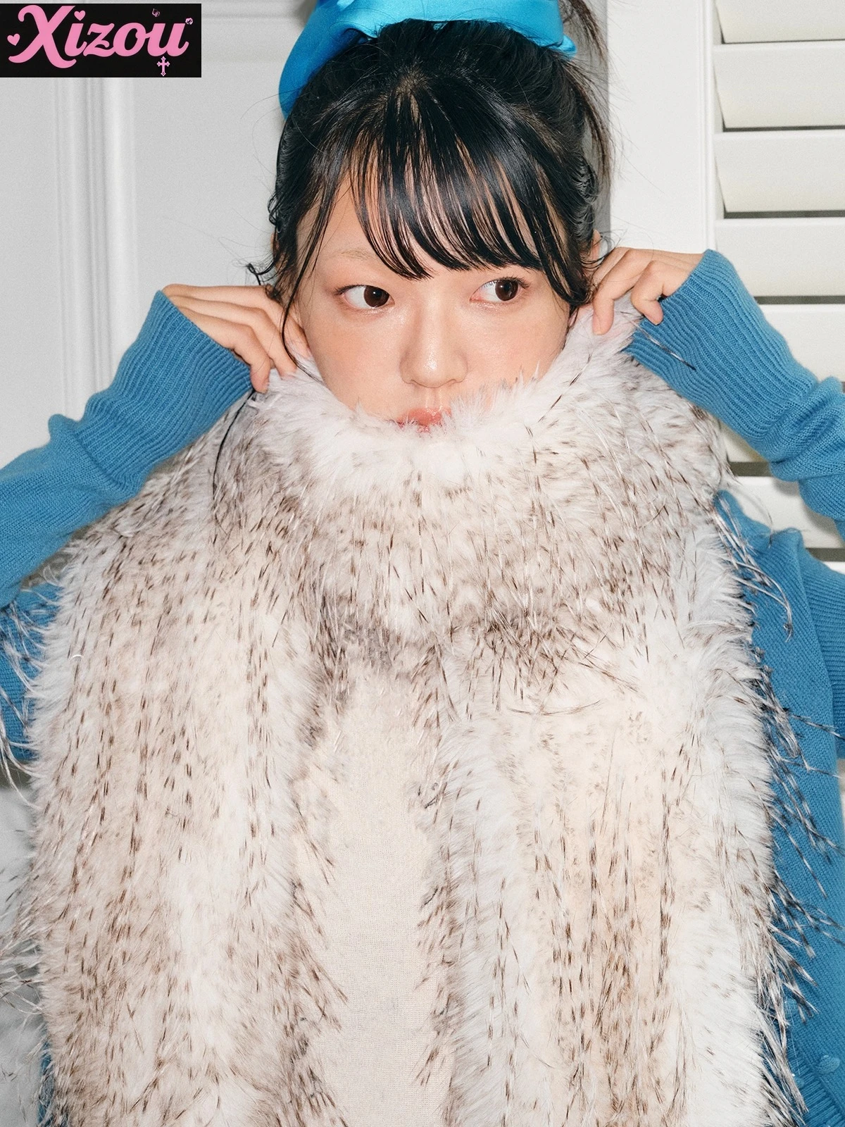 

Новый бежевый леопардовый принт, модный индивидуальный дизайн, экологически чистый многофункциональный шарф из искусственного меха с длинными волосами