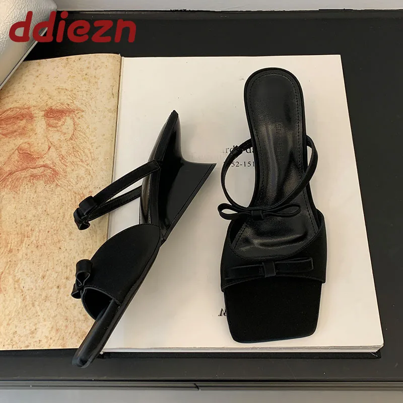 

Fashion Butterfly-Knot Footwear Wedges Heeled Slippers Shoes For Ladies New In Women Wedges Slippers Female Slides Sandals Pumps