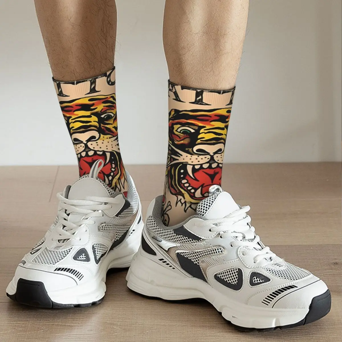 Crazy compression Tiger Japanese Tatto Sock for Men Harajuku Seamless Pattern Crew Sock Casual