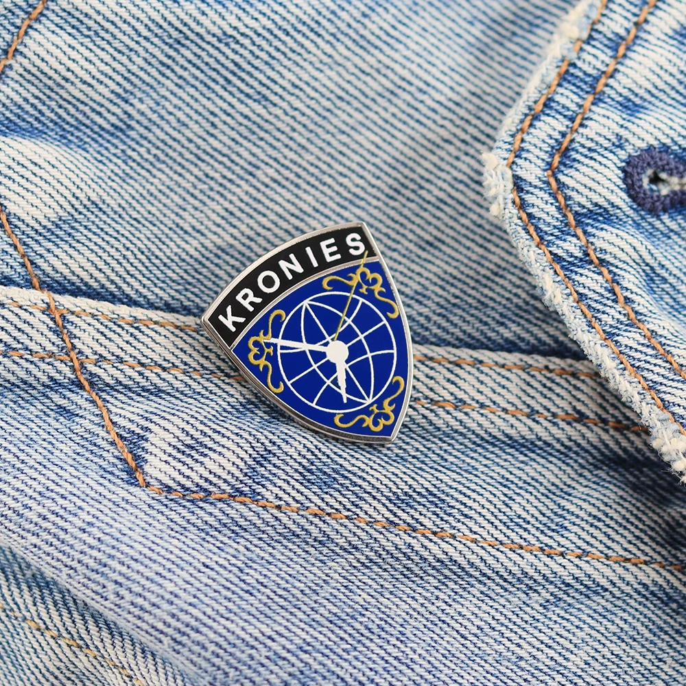 وحدة المراقبة الدائمة Kronies المينا دبوس Hololive Ouro Kronii شارة شخصية افتراضية الطرفية مجوهرات المشجعين Otaku هدية #5