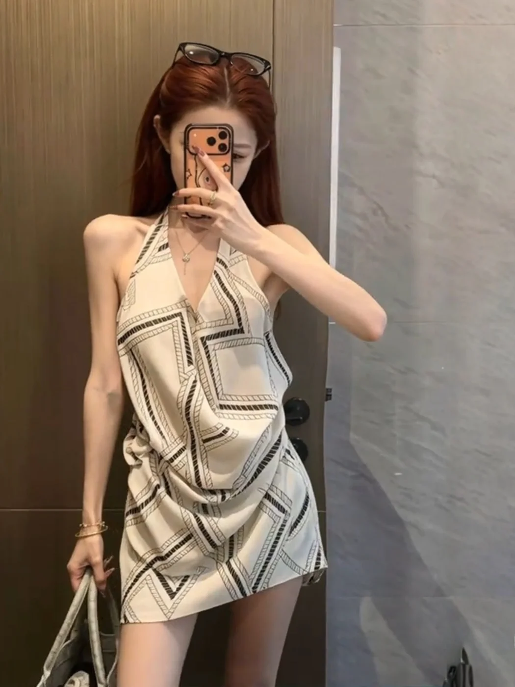 

Elegant Floral Print Two-Piece Set V-Neck Sleeveless High Waist Skirt for Women Casual Summer Fashion Comfortable Breathable