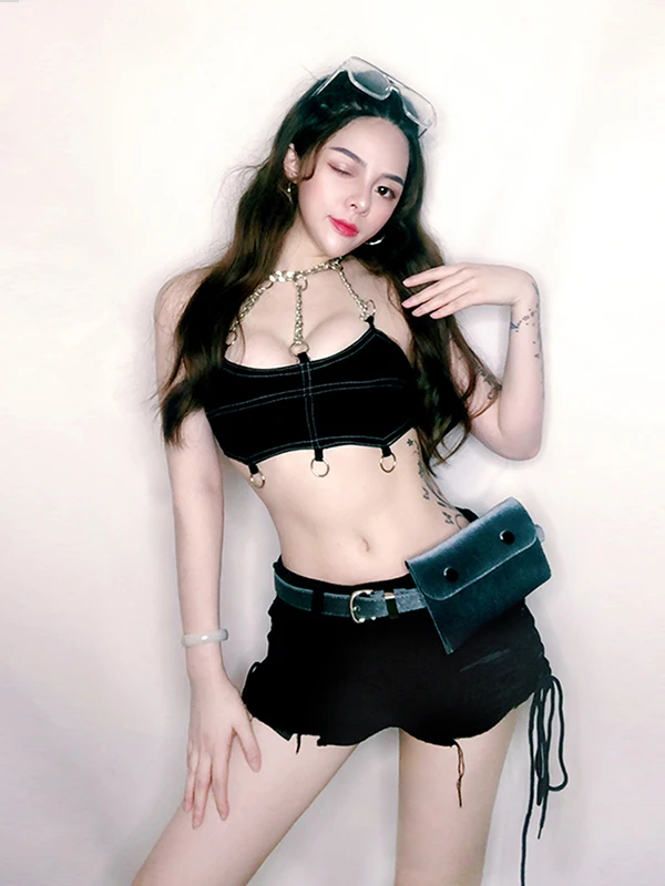 

Sexy Gogo Leader Outfit Short Shorts Top for Women Bar Nightclub Performance Clothes Promotional Offer by Wu Ba