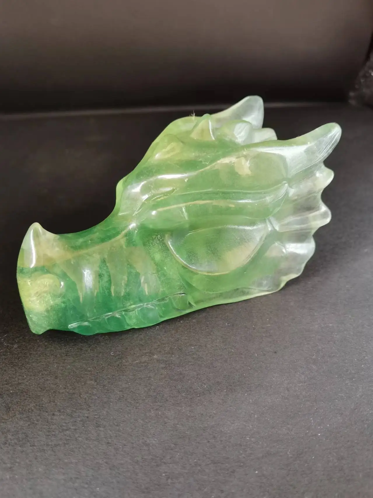 12cm Natural crystal Green Fluorite Hand Carved Dragon Head Skull Quartz Crystal Healing Reiki Carving Gift Home Decoration