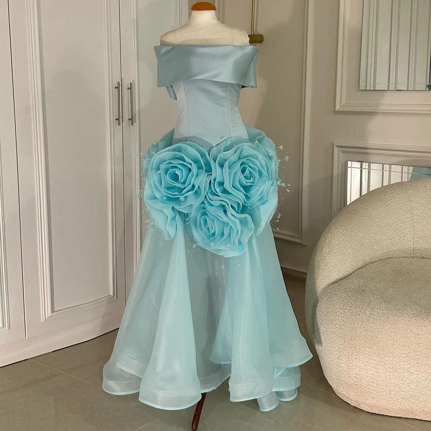 Pretty Bloom Organza Long Evening Dresses Off The Shoulder Handmade 3D Flower A-line Aarbic Women Party Dresses Wedding Gowns