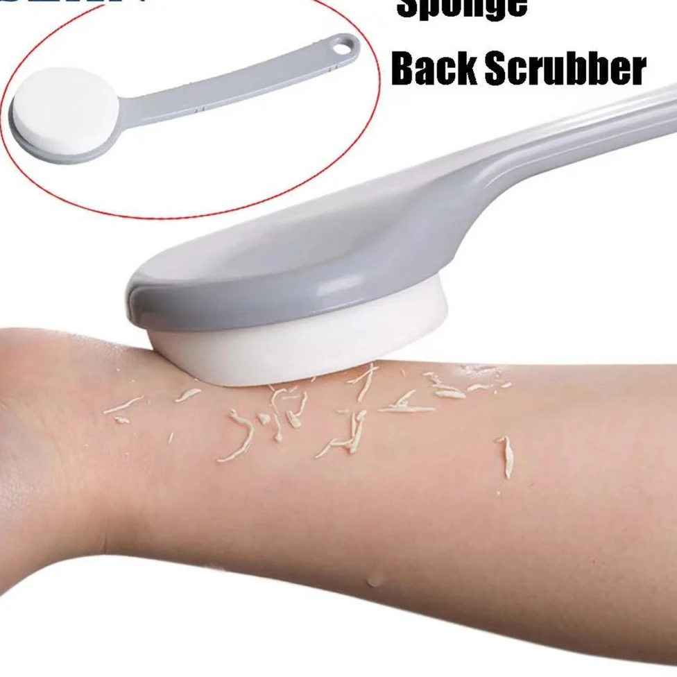 

1pc Long handled bath sponge brush Back rubbing bath massage brush Soft and flexible not harmful to the skin Cleaning bath brush