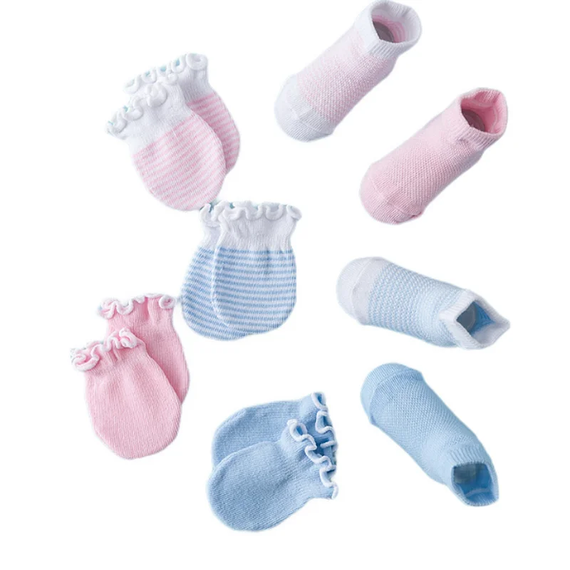 New 0-6 months old baby socks with anti scratch gloves newborn baby socks set