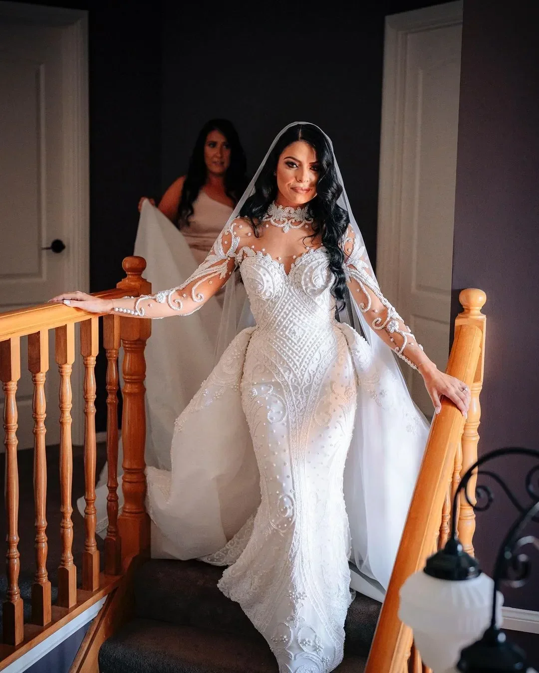 Luxurious Mermaid Lace Decal Women's Wedding Dress Sexy High Neck Long Sleeved Belt With Detachable Skirt Bride Dress Customized