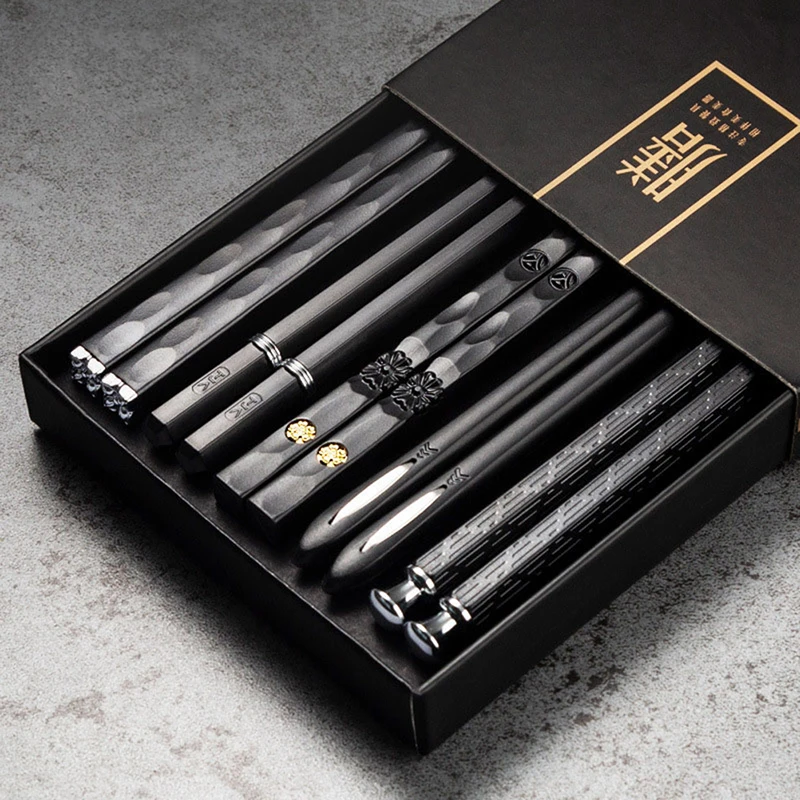 5 Pairs Reusable Korean Chopsticks Alloy Non-Slip Japanese Style Food Chinese Sushi Metal Laser Engraving Chop Sticks Tableware