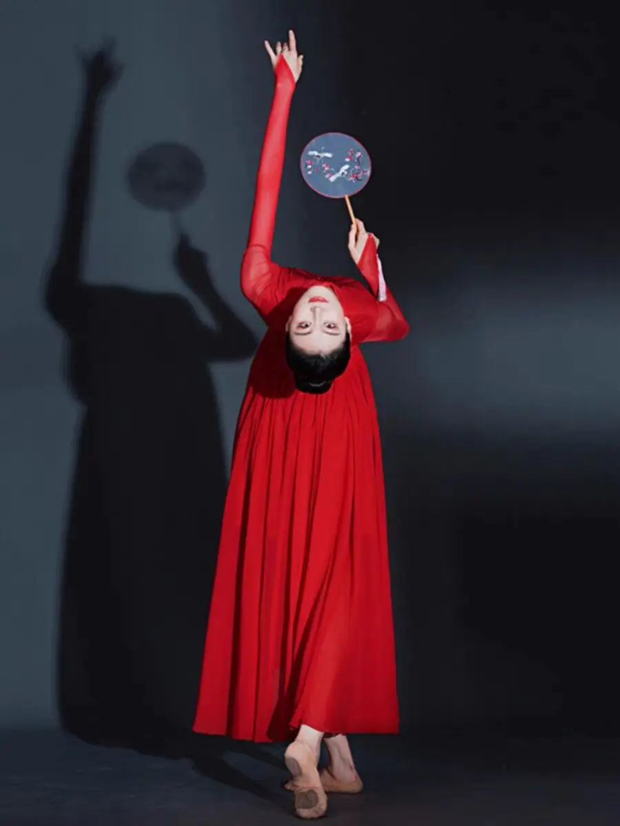 Eröffnungs tanz großer Rock Hanfu Kleid chinesisches Tanz Performance Kostüm modernes rot fließendes langes Rock modernes Hanfu Kostüm