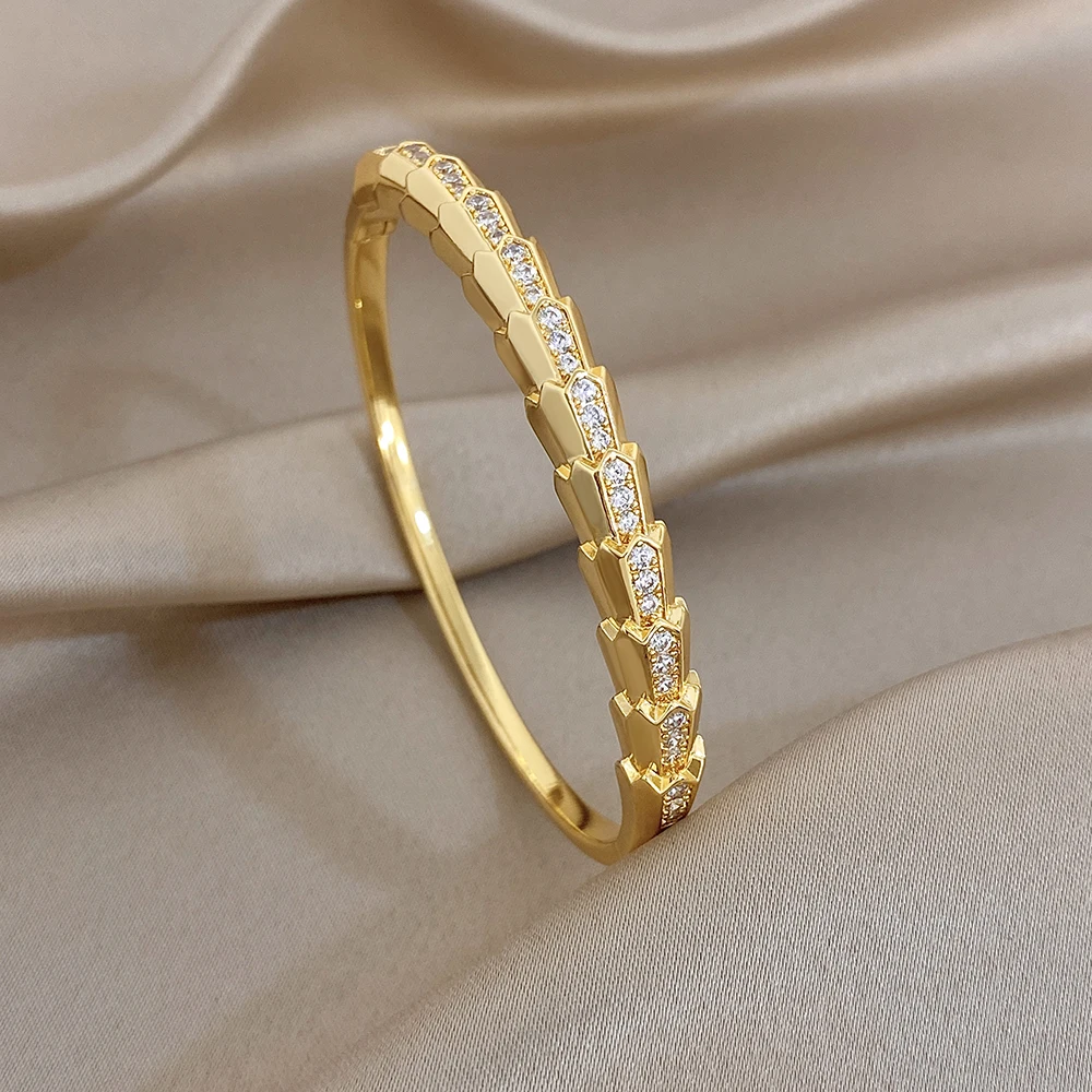 Freetry Luxury Bamboo Rhinestone Spring Bangle for Women Gold Plated Waterproof Stackable Cuff Bracelet Holiday Jewelry Gift New