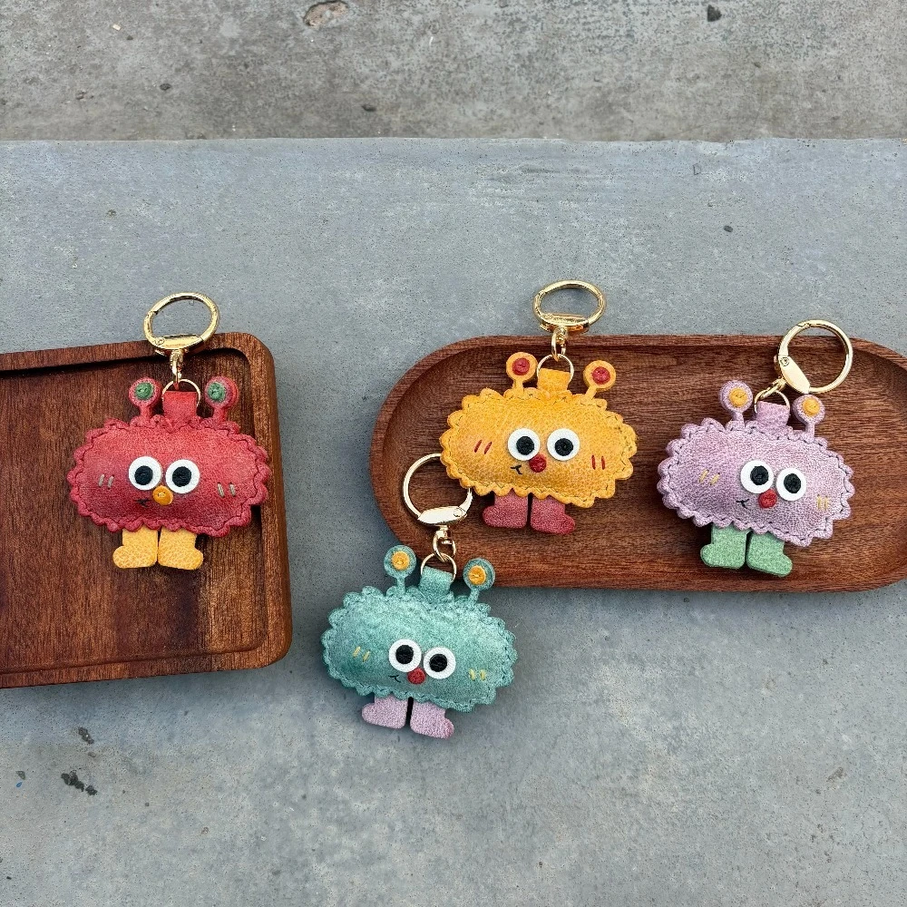 

Handmade Genuine Leather Cloud Doll Bag Charm Car Keychain Cute Doll Backpack Accessory White Cloud Bag Accessory