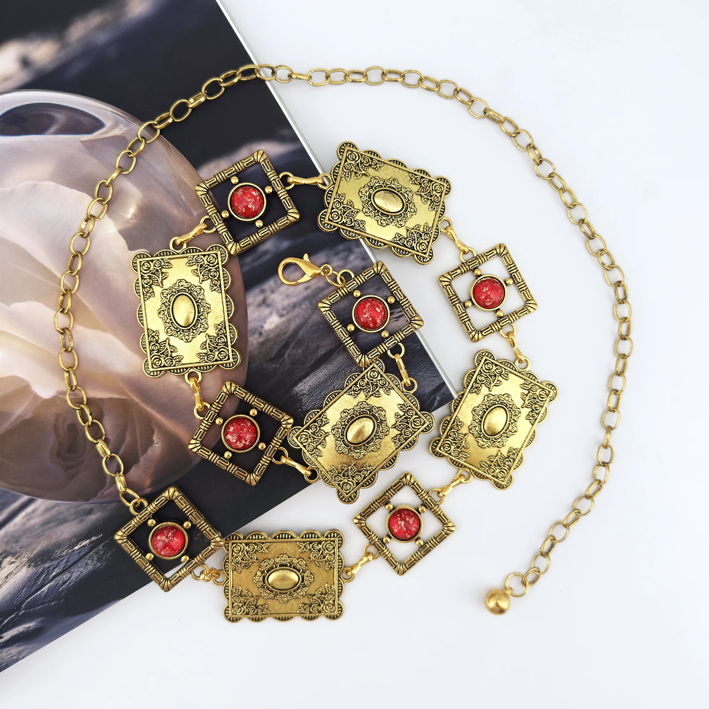 1 Stück Taillenkette im Bohemian-Stil mit bunten Punkten und geometrischem Hohlmuster aus Zinklegierung für Damen, einzigartiges Kleidungsaccessoire mit High-End-Feeling – Detail 5