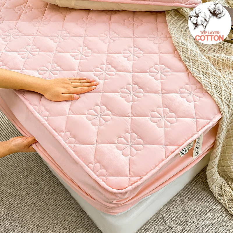 Quilted Mattress Protector - Antibacterial Durable Mattress Cover, Jacquard Design, Breathable & Hypoallergenic - Easy Care