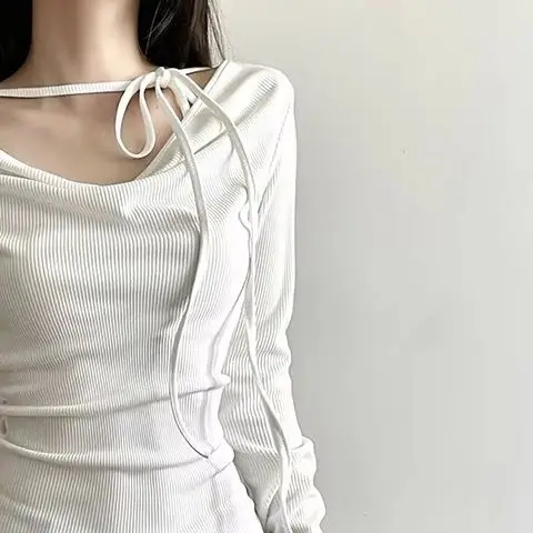 

Korejpaa женская футболка Spicy Girl в корейском стиле ретро сплошной цвет шикарные футболки с v-образным вырезом и длинными рукавами тонкая рубашка на шнуровке снизу топ