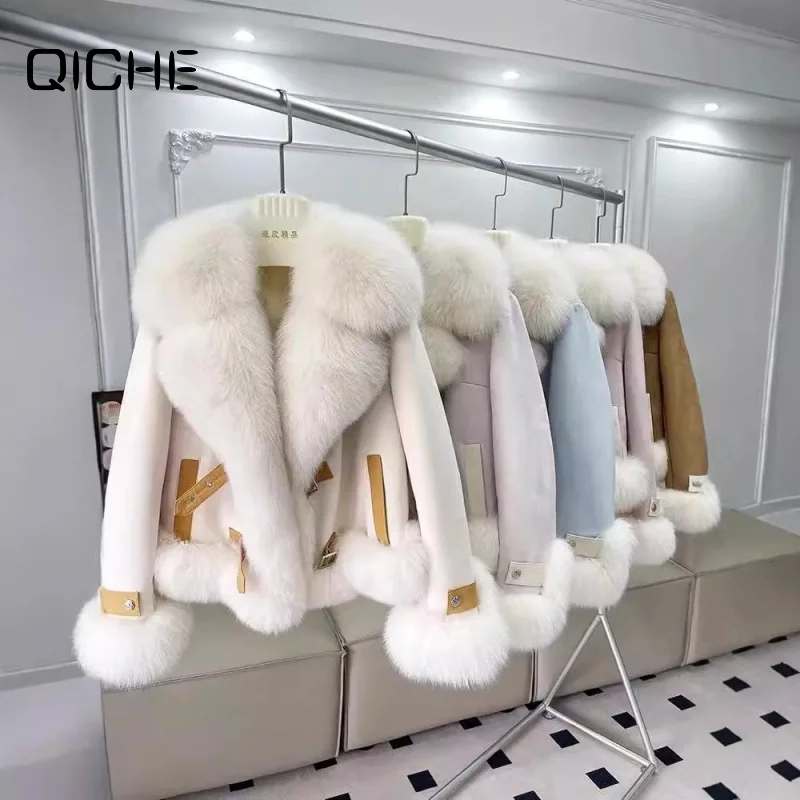 QICHE 2026 Winter New Women Youthful Short Biker Puffer Coat Korean Style Faux Fox Fur Decor Cotton Outer Top