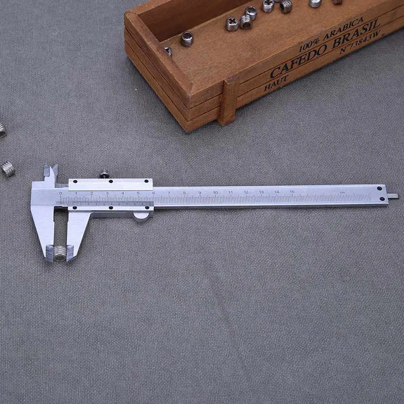 1PC Metric carbon steel vernier calipers Oil calipers 0-150mm scale small calipers