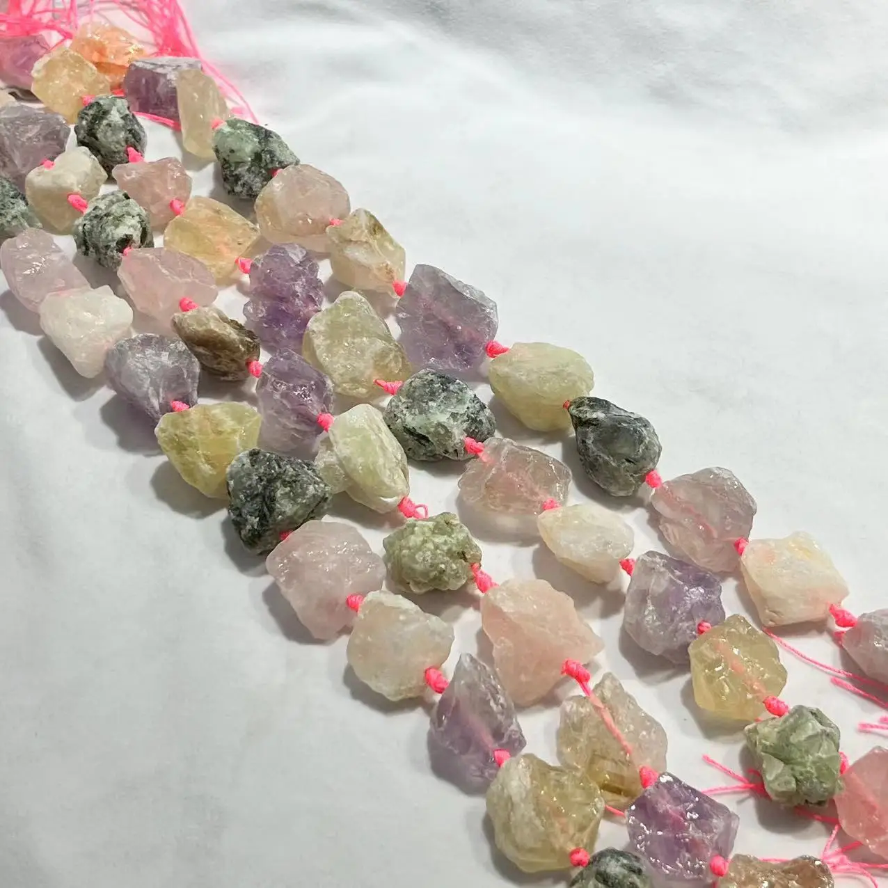 Natural Raw Crystal Rough Stones, Irregular Freeform Shape, Unpolished, 20-25MM, Approx 15-16 Pcs Per Strand