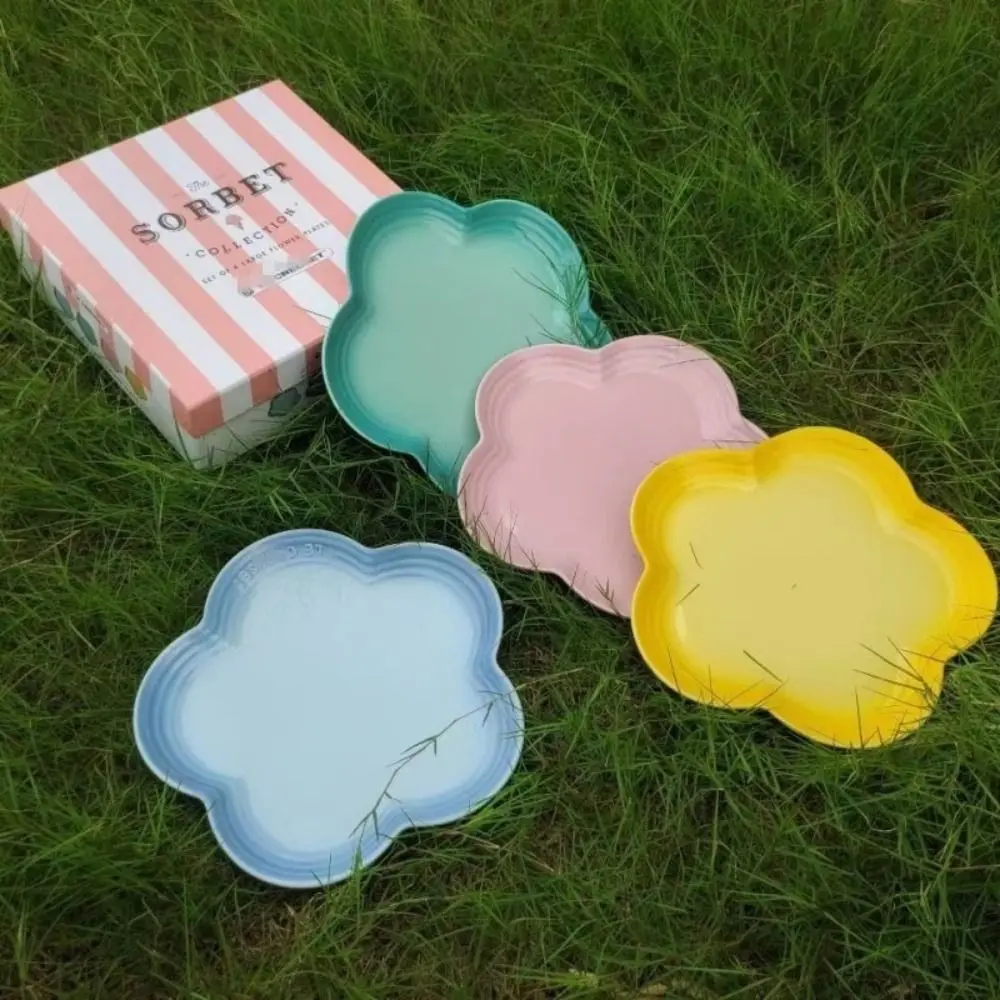 2024 Ceramic Plum Blossom Small Plate 14cm Multi Purpose Elevated Pets Bowls Multicolor Solid Color Cat Feeder Whisker