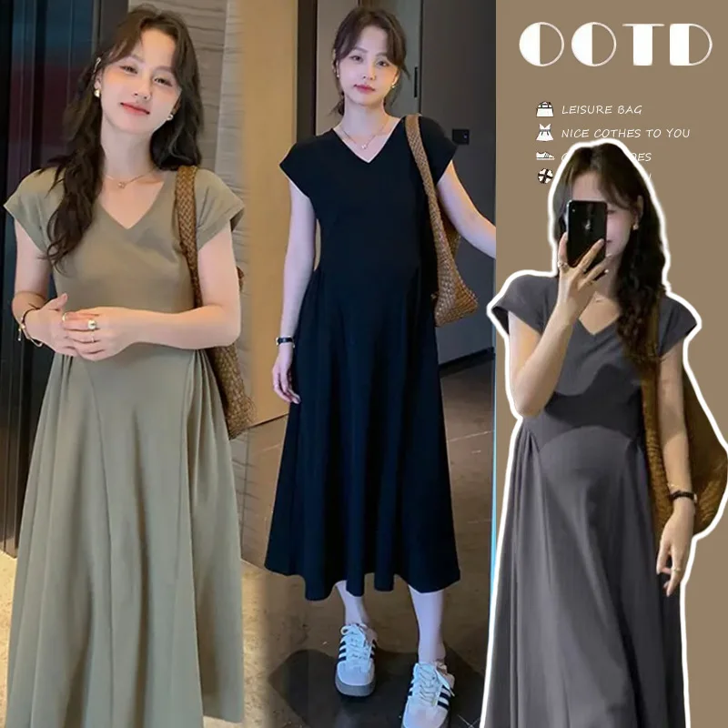 

New Summer French Pregnant Dress: Elegant V-Neck Stylish T-Shirt A-Line Maxi Skirt, Slimming Baby Bump, Comfortable for Moms
