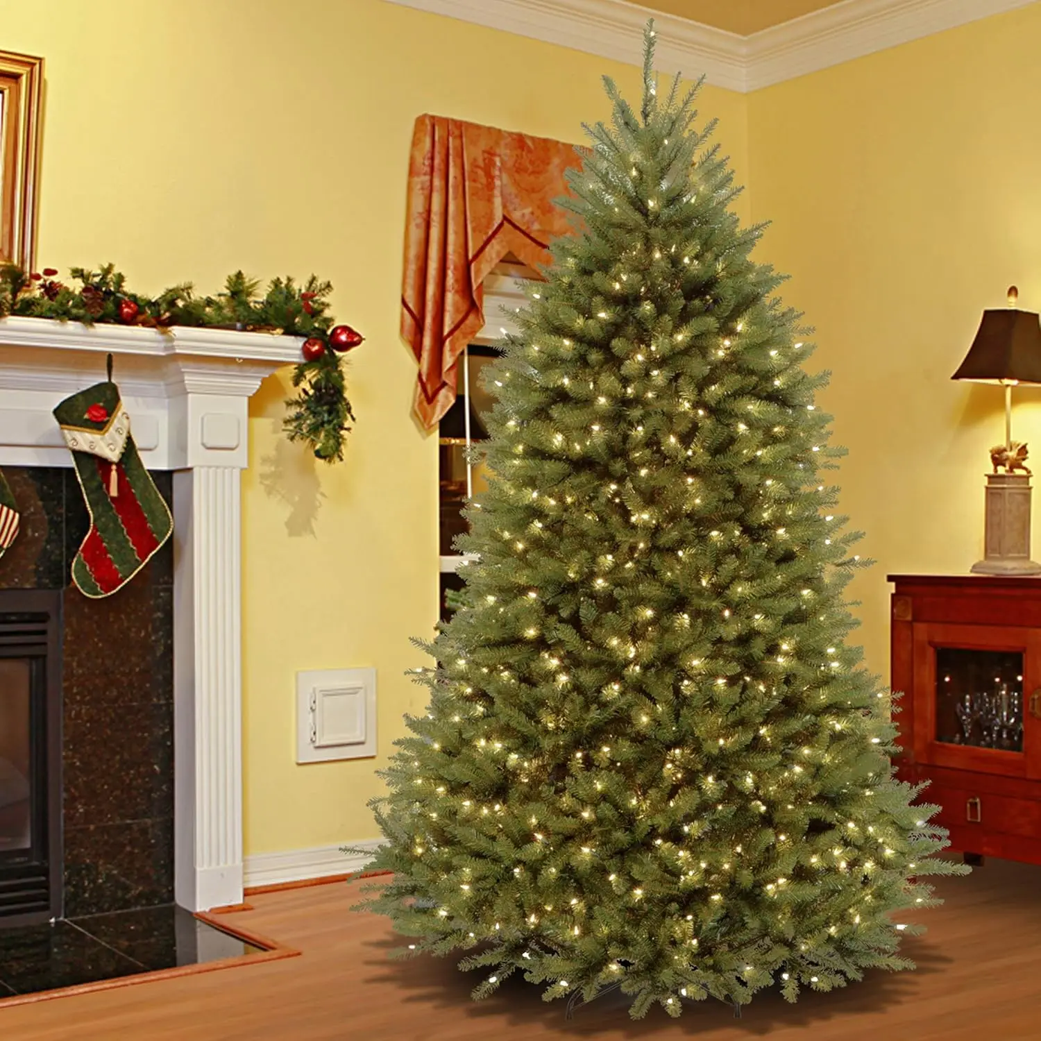 Pre-Lit Artificial Full Christmas Tree, Green, Dunhill Fir, White Lights, Includes Stand, 6 Feet