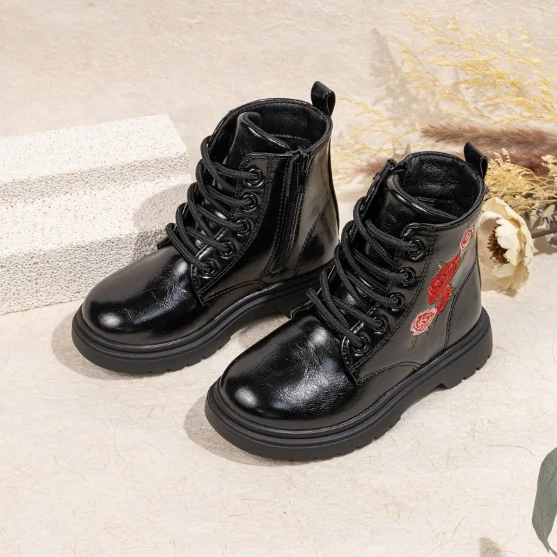 

Детские модные ботинки, новинка 2024, ботильоны с вышивкой для девочек, повседневные детские подиумные кожаные ботинки «Милая принцесса», нескользящая молния