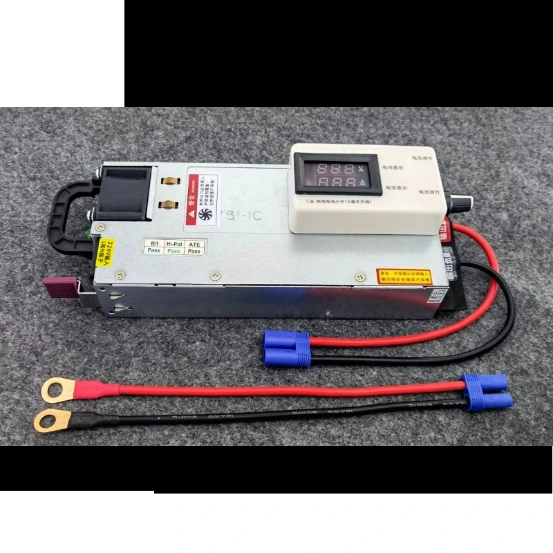 Adjustable Smart Lithium Battery Charger 1 To 30A 1 To 15V Support 3.65V 4.2V 12.6V 14.6V Battery Pack Charging