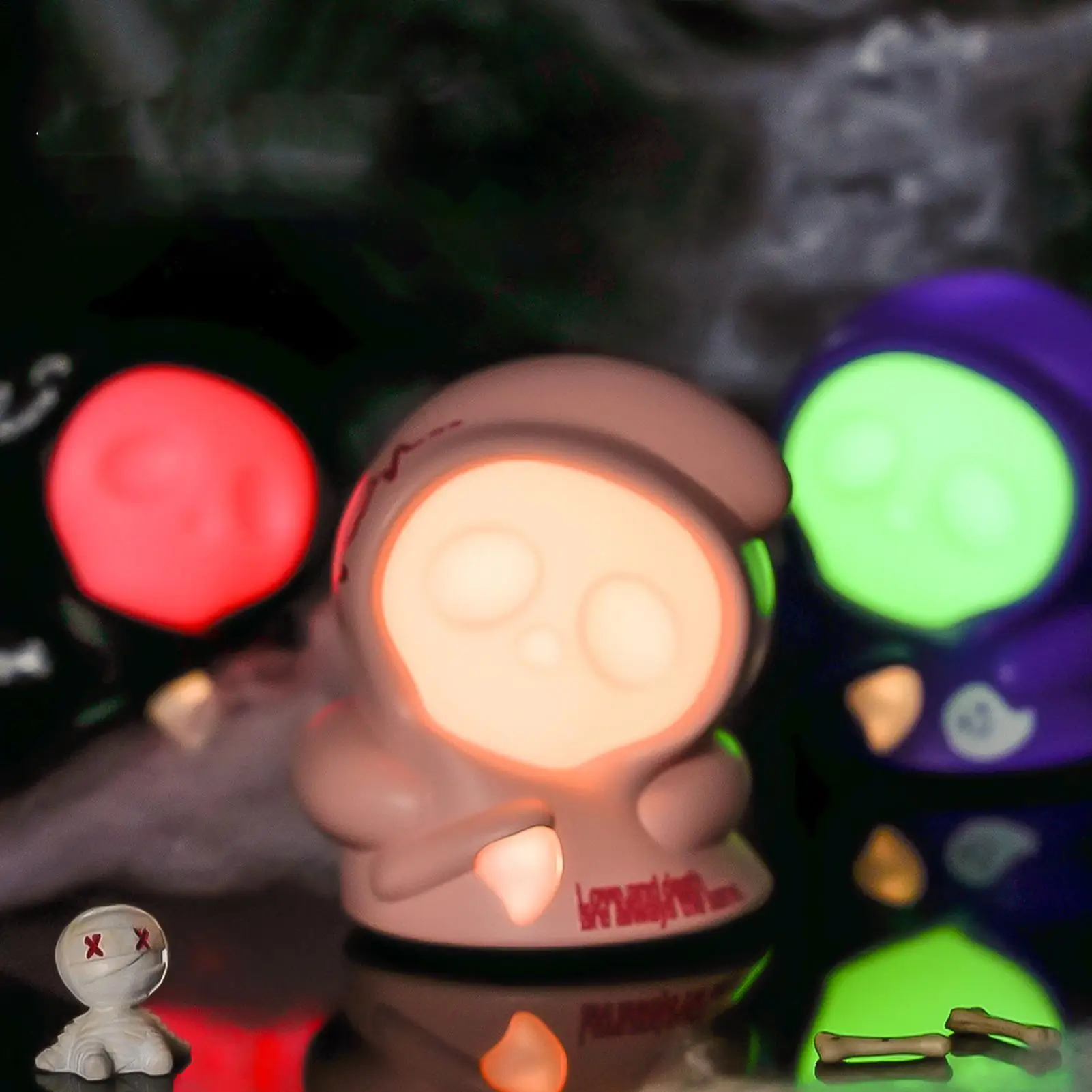 Ghost Night Light 3-Color Halloween Ghost Night Light Interactive Lamp With Pull-Back Wheels Decor For Home Hallway Desk Nursery