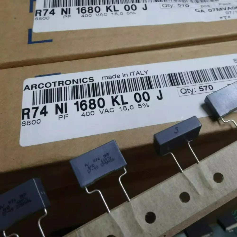 

10pcs/lot AV 0.0068uf/400VAC 6.8nf 6800pf 6n8 682 Brand New 8mm Film Capacitor R74NI1680KL00J