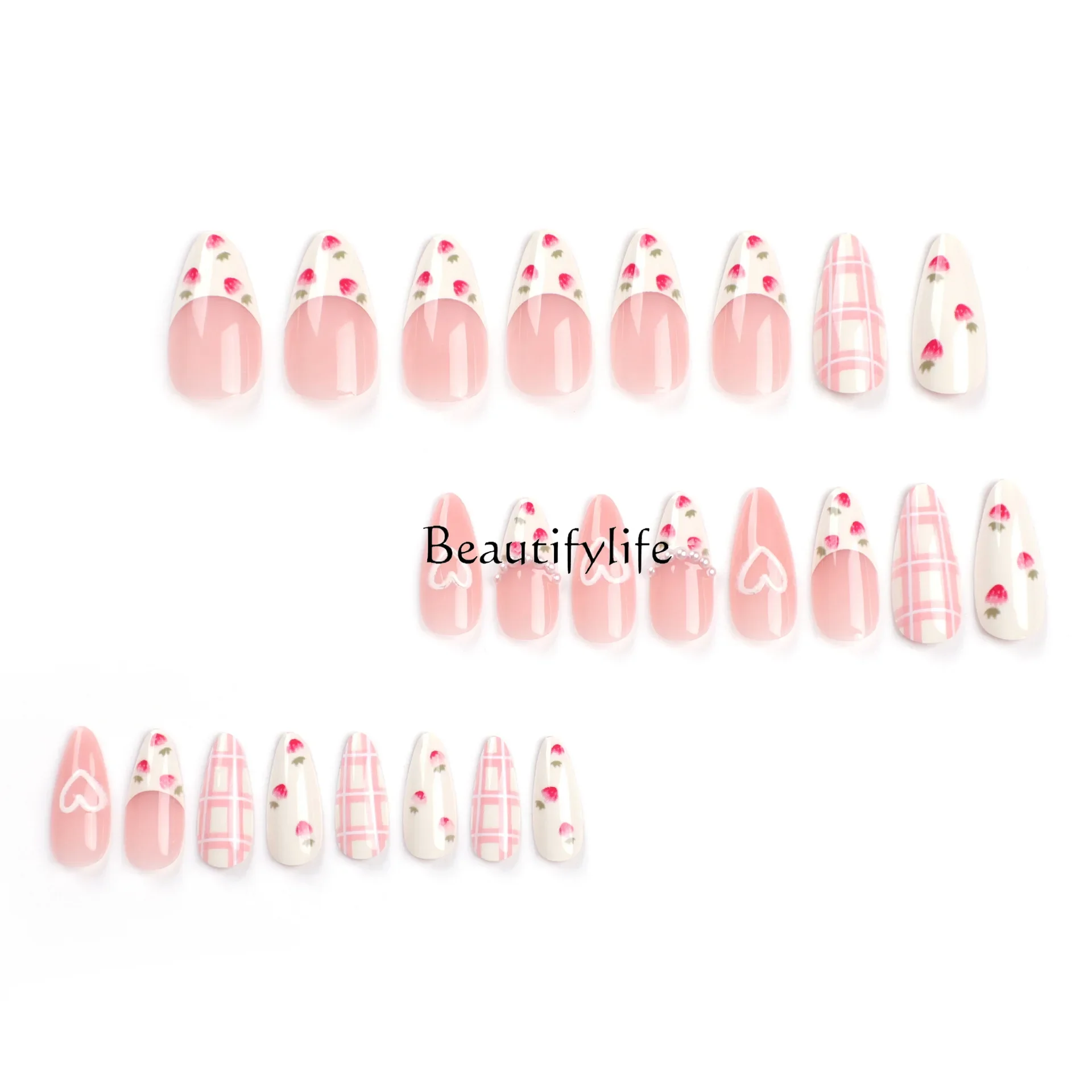 Gentle and sweet wind manicure tablets fake nails love strawberry wear nail