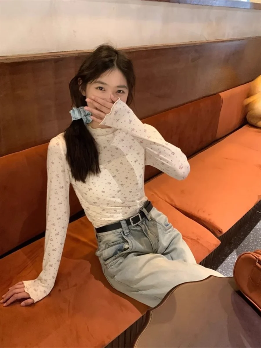 الأزهار طباعة طويلة Sve تي شيرت المرأة سليم صالح ملابس داخلية قاعدة irt العلوي أعلى طوق عالية تصميم الخريف الشتاء Faion