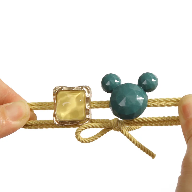 Disney versión coreana de lindo anillo para el cabello de Mickey, diadema para mujer East Gate, pelo simple atado, banda de goma pequeña, cuerda para el cabello