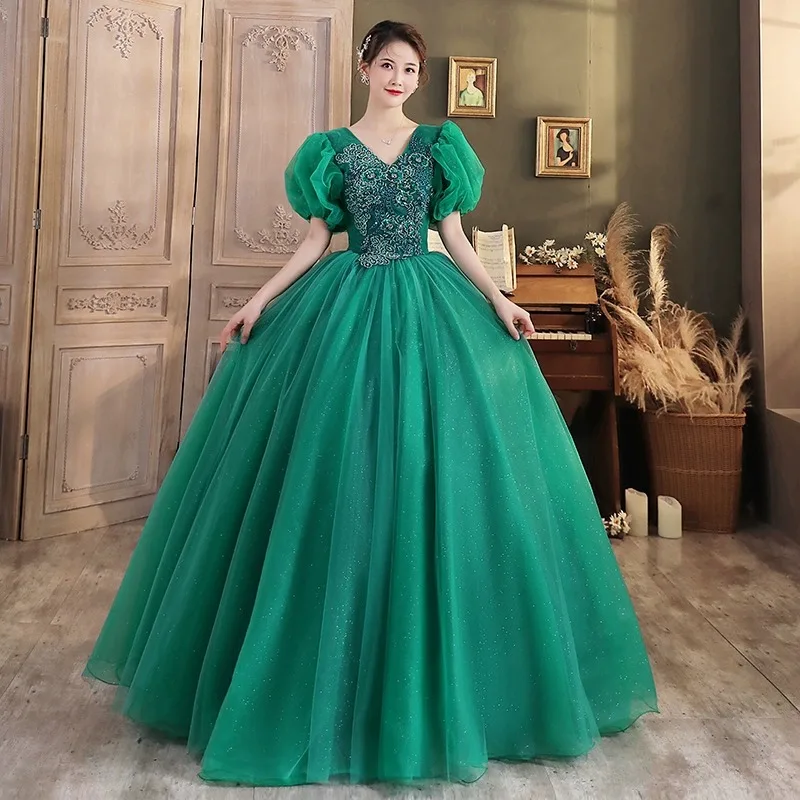 Customized Ball Gown Quinceanera Dresses Appliques Tulle V Neck Prom Birthday Graduation Gowns Vestido De Noche robes de soirée