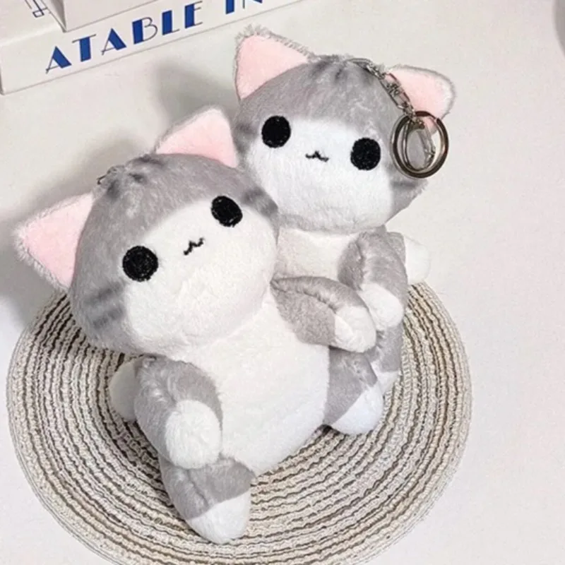 Niedlicher Katzen-Plüsch-Schlüsselanhänger, mit PP-Baumwolle gefüllte Plüschpuppe mit Metallbeschlägen, Anhänger für Taschen, Rucksäcke, Geschenk & Geburtstagsgeschenk