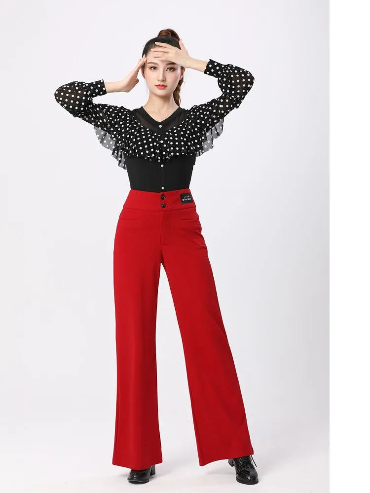 بلوزة رقص بأكمام واسعة منقطة مع حواف مكشكشة - بلوزة أنيقة لممارسة قاعة الرقص أو أداء للنساء تي شيرت