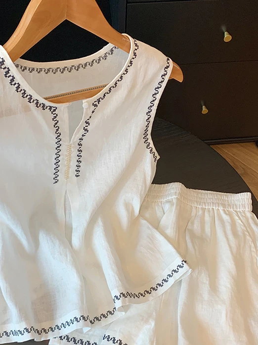 Korean Japanese High-End Embroidery Sleeveless Vest Set Women's Simple Fashionable Slimming Shorts Two-Piece Set Casual Summer