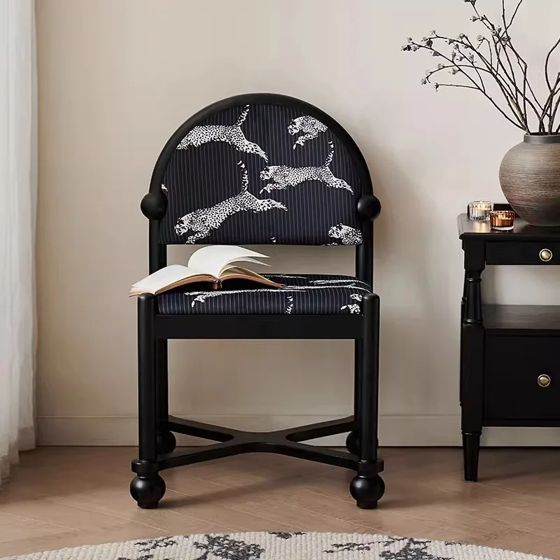

French retro solid wood dining chair leisure chair antique home simple modern small apartment back chair