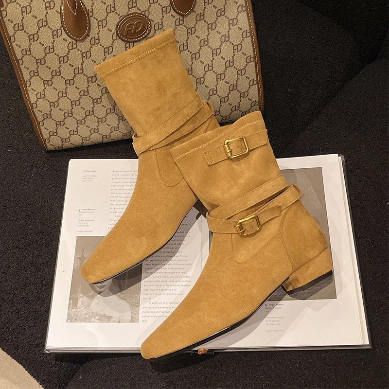 

Женские ботильоны на каблуке, новая элегантная женская обувь, зима 2024, массивное платье, короткие ботинки, замшевая обувь с пряжкой, зимние ботинки Botas De Mujer